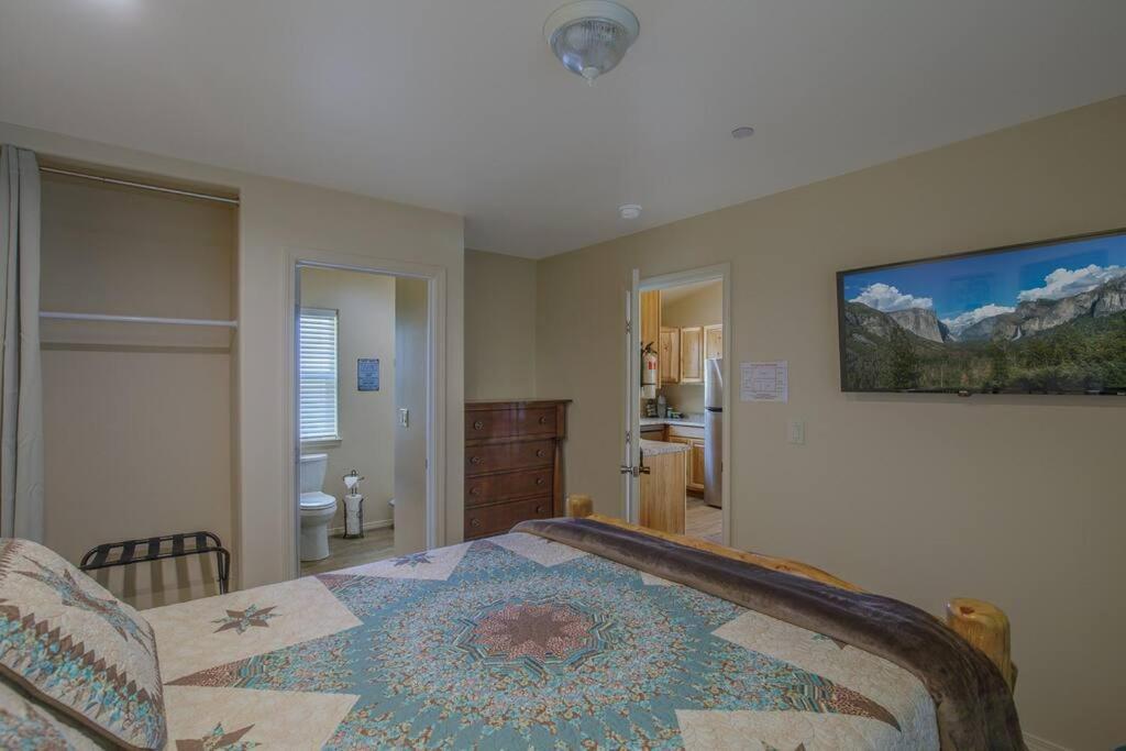Cozy Cub Cabin, Brand New Near Yosemite * Mariposa